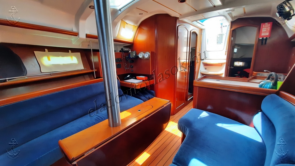 Eladó Beneteau Oceanis 343 vitorlás kikötőhely opcióval: http://eladovitorlasok.hu