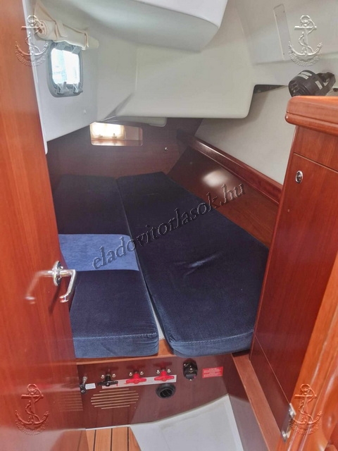 Eladó Beneteau Oceanis 343 vitorlás kikötőhely opcióval: http://eladovitorlasok.hu