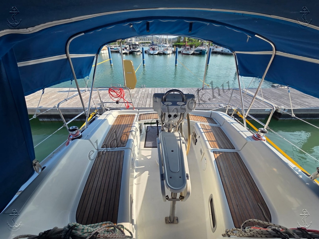 Eladó Beneteau Oceanis 343 vitorlás kikötőhely opcióval: http://eladovitorlasok.hu