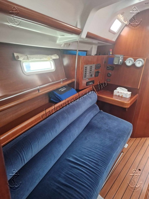 Eladó Beneteau Oceanis 343 vitorlás kikötőhely opcióval: http://eladovitorlasok.hu