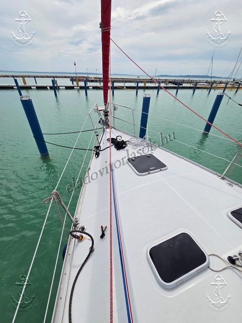 Eladó Beneteau Oceanis 343 vitorlás kikötőhely opcióval: http://eladovitorlasok.hu