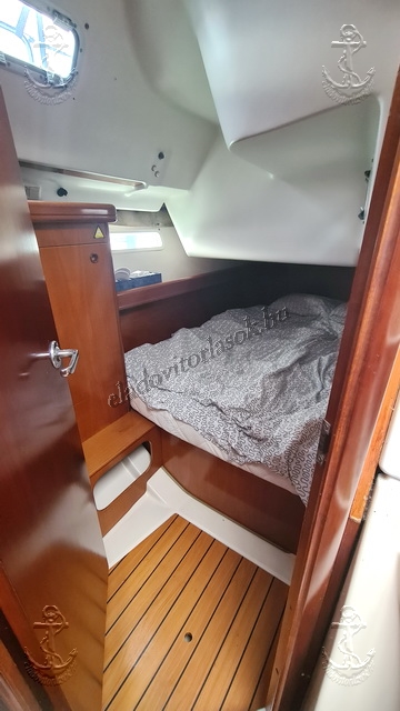 Eladó Beneteau Oceanis 393 vitorlás kikötőhellyel együtt: http://eladovitorlasok.hu