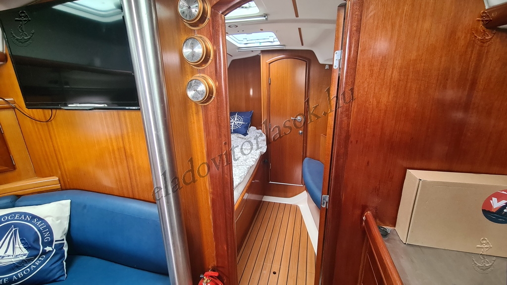 Eladó Beneteau Oceanis 393 vitorlás kikötőhellyel együtt: http://eladovitorlasok.hu