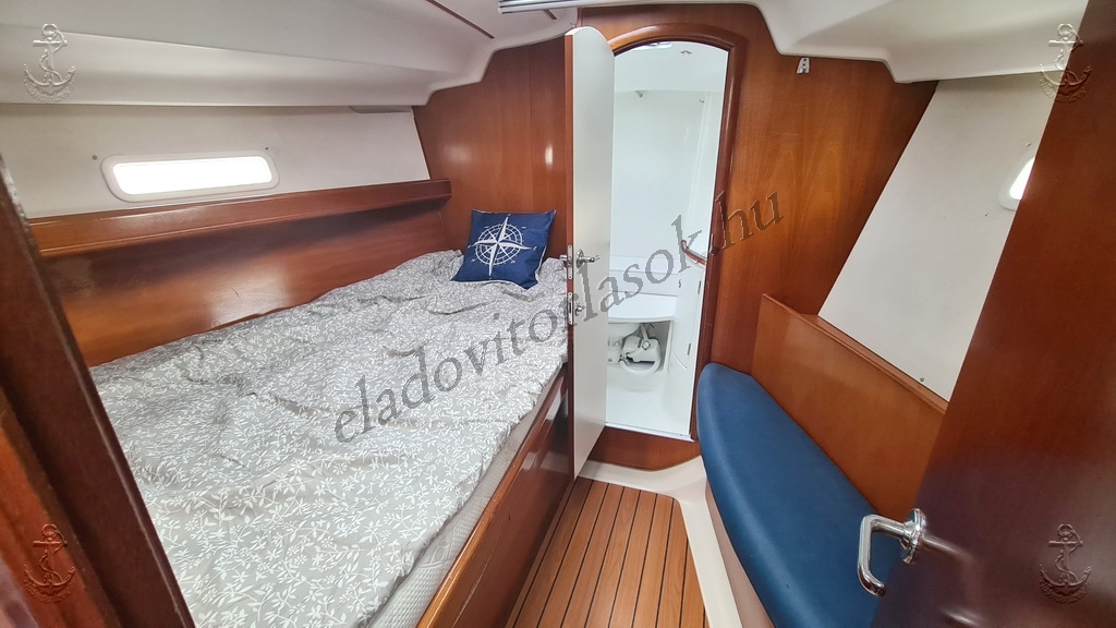 Eladó Beneteau Oceanis 393 vitorlás kikötőhellyel együtt: http://eladovitorlasok.hu