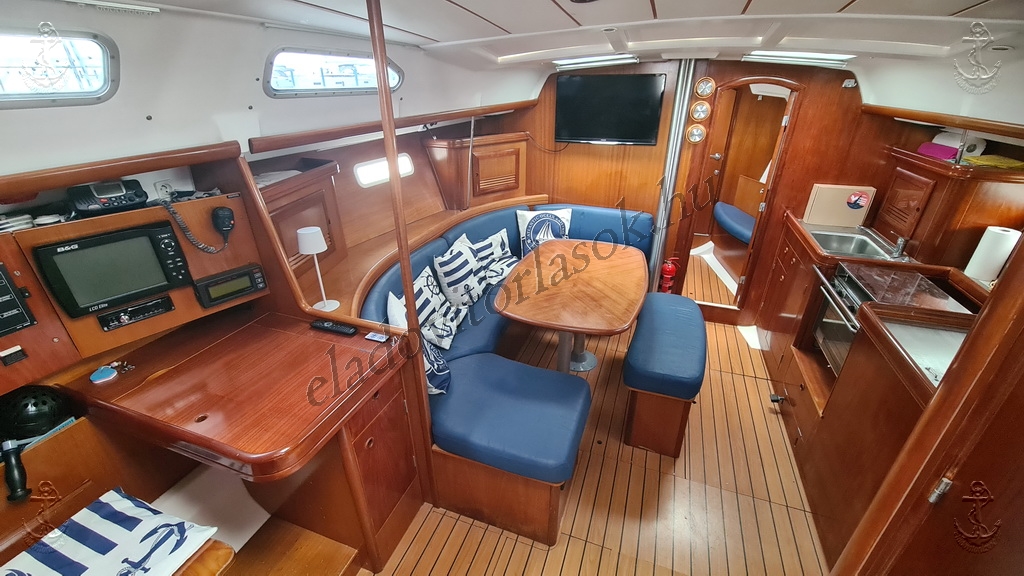 Eladó Beneteau Oceanis 393 vitorlás kikötőhellyel együtt: http://eladovitorlasok.hu