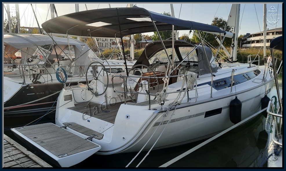 Eladó Bavaria 37 Cruiser vitorlás a Balatonon: http://eladovitorlasok.hu