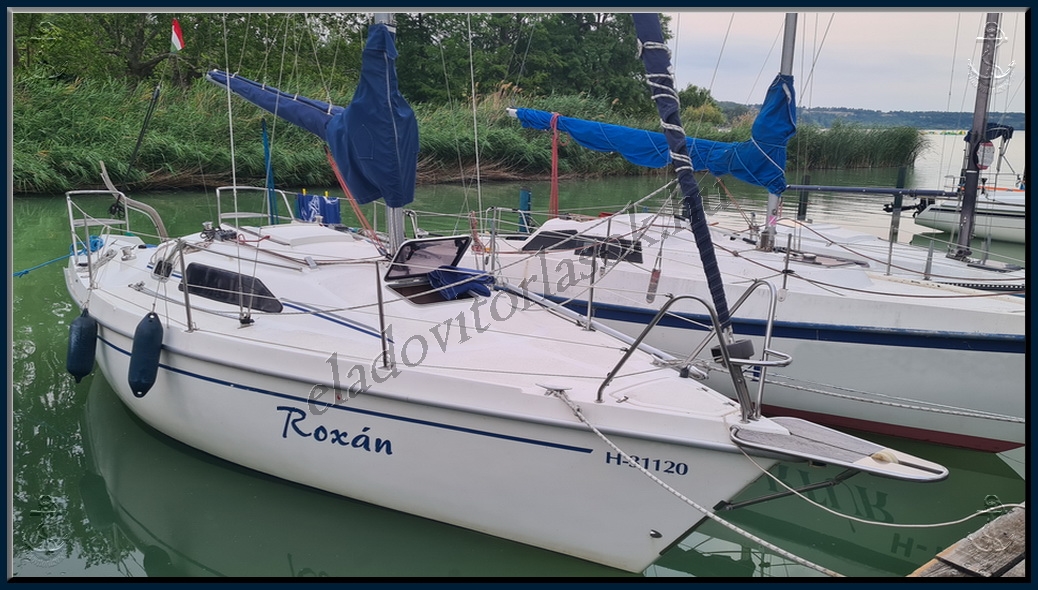 Eladó Dolphin 26 vitorlás a Balatonon: http://eladovitorlasok.hu